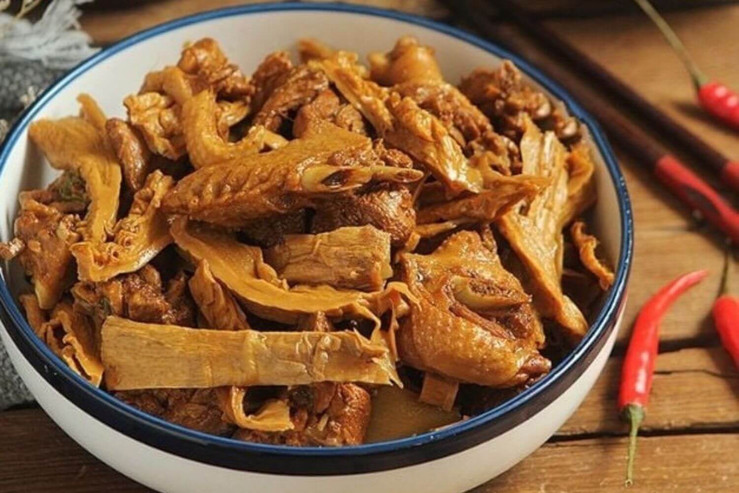 món Vịt kho măng