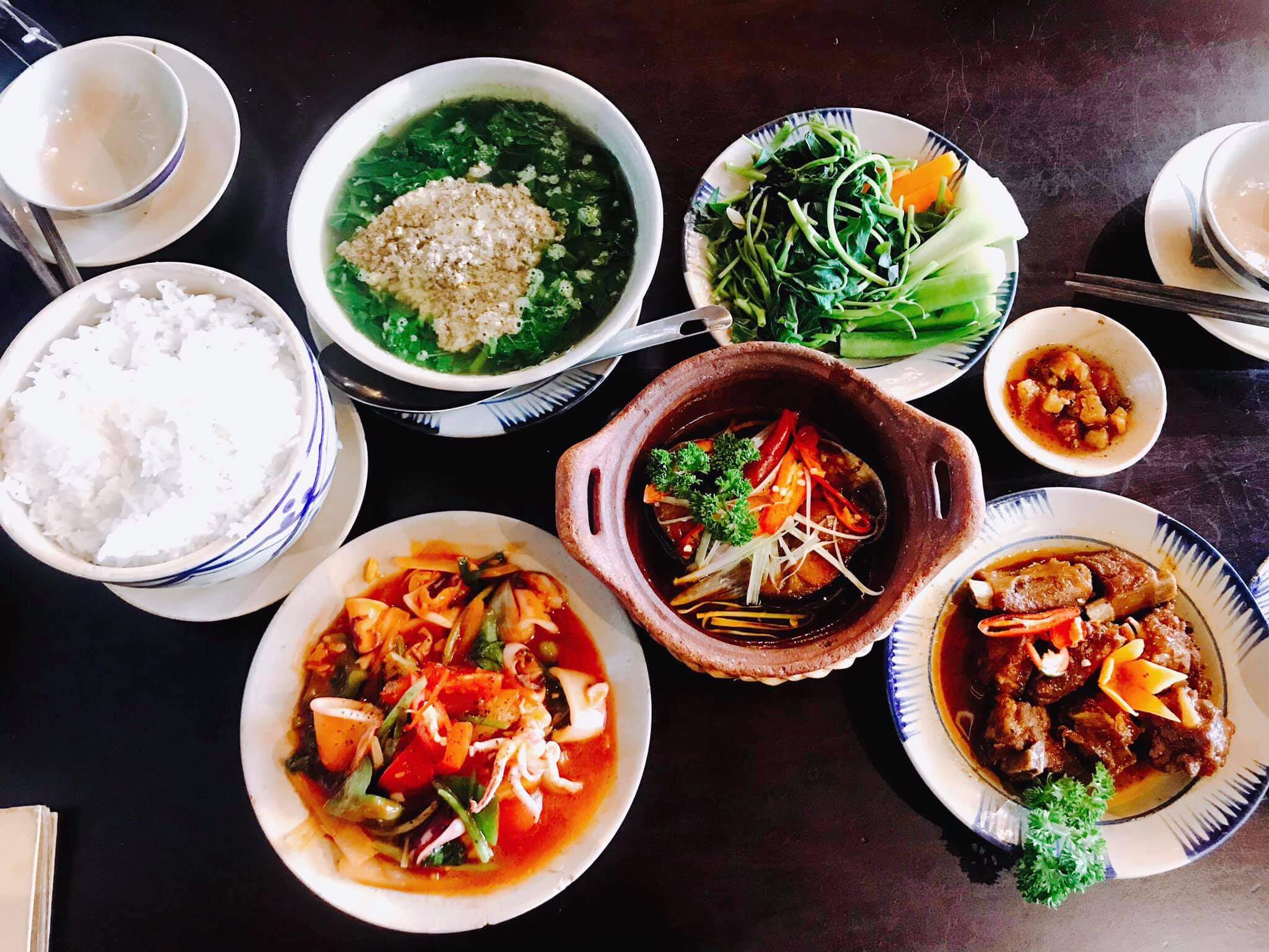 Read more about the article Thực đơn gia đình hàng ngày ngon, đầy đủ dinh dưỡng cho cả nhà