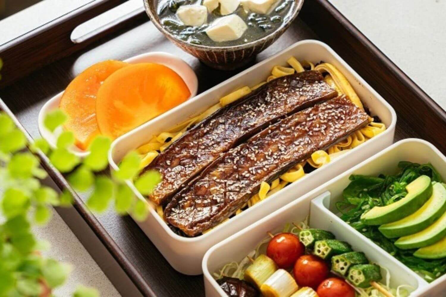 Read more about the article 15 Món ăn trưa văn phòng nhanh gọn, đảm bảo ngon, tiện lợi