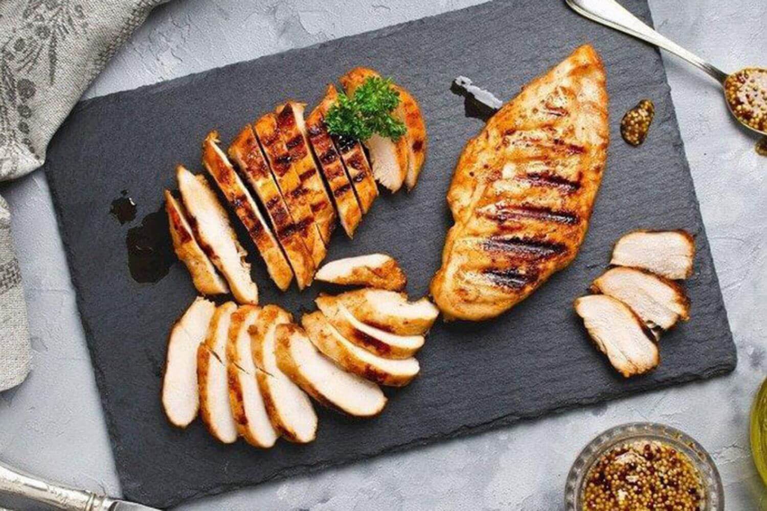 Read more about the article 10 Món ngon từ ức gà bổ sung dinh dưỡng, hỗ trợ giảm cân