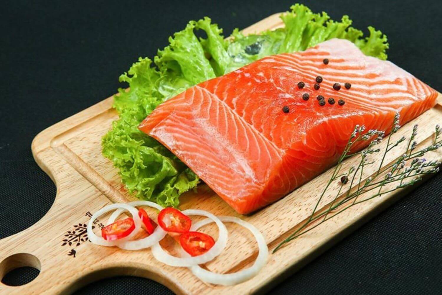 Read more about the article 10 Món Từ Cá Hồi Dễ Làm, Dinh Dưỡng, Giúp Bé Ăn Ngon